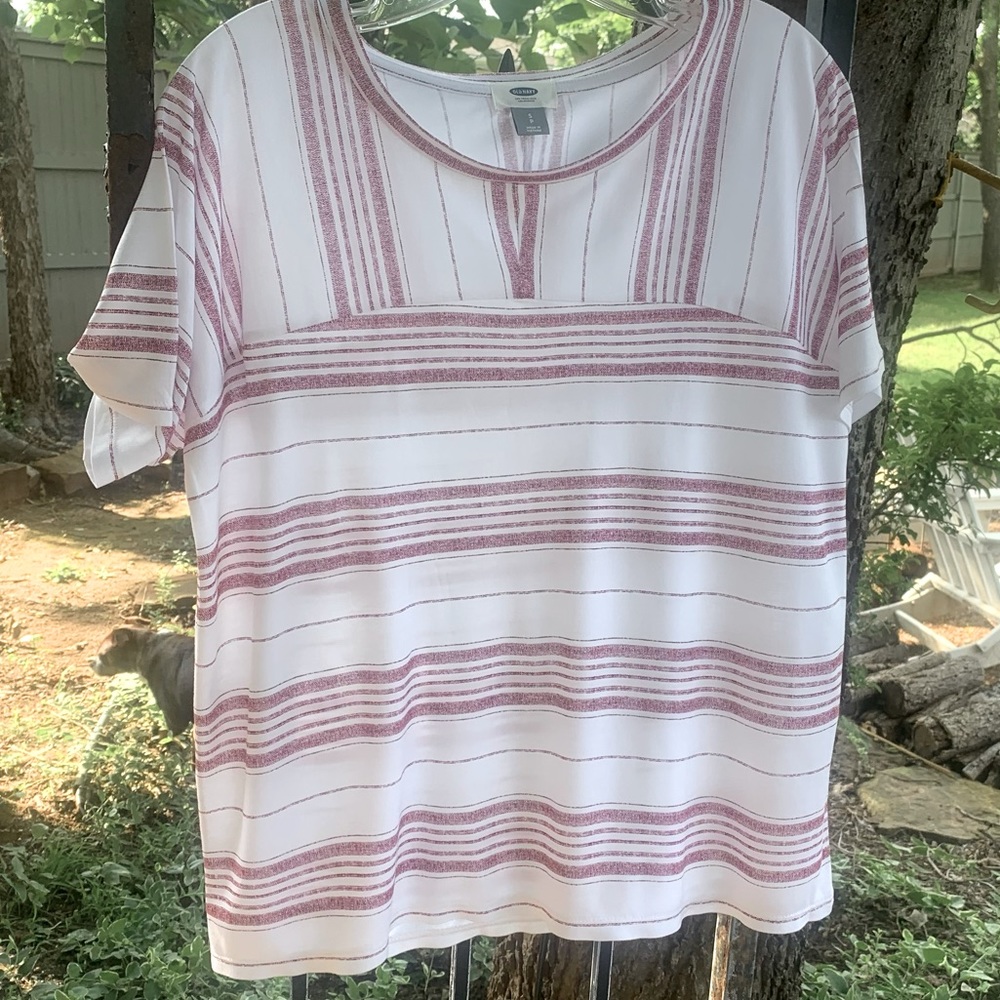 🍄 PRICE SLASHED 🍄 NEW Old Navy T-shirt. Lightweight. Size SP - Picture 1 of 4